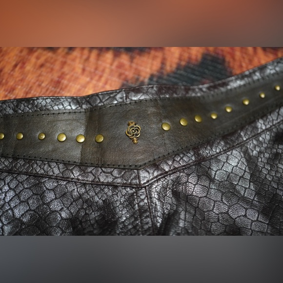 Asli Designs Leather Daisy Dukes - Picture 4 of 7